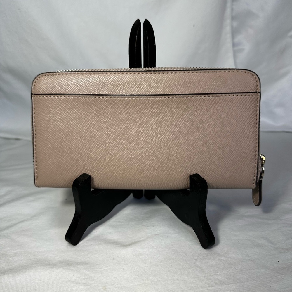 Kate Spade Continental Laurel Way Blush Leather Zip Around Wallet Like New - Picture 2 of 5